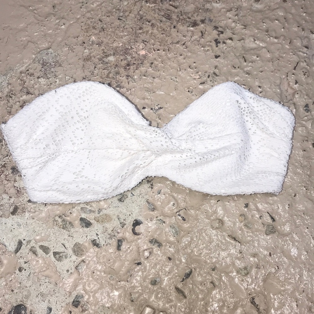H&M bathing suit top